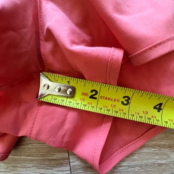 Vuori Women's Athletic Shorts - Size M - Picture 7 of 7